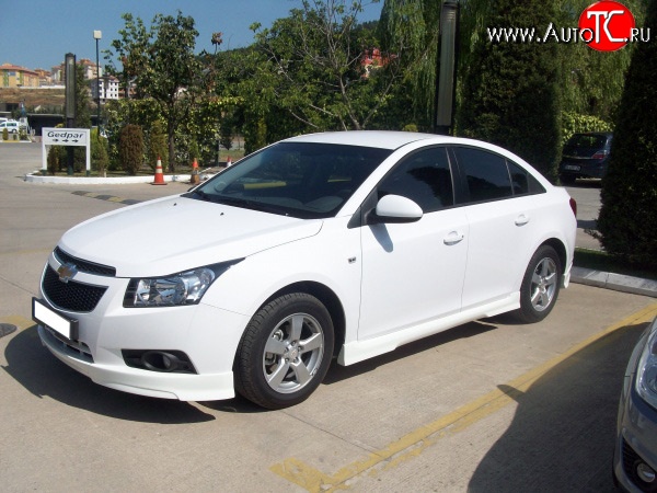 3 899 р. Пороги накладки Sport Style Chevrolet Cruze J300 седан рестайлинг (2012-2015) (Неокрашенные)  с доставкой в г. Набережные‑Челны