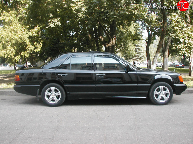 3 199 р. Пороги накладки Classic Mercedes-Benz E-Class W124 седан дорестайлинг (1984-1993)  с доставкой в г. Набережные‑Челны