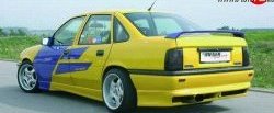 Накладка заднего бампера Rieger Opel Vectra A седан рестайлинг (1992-1995)