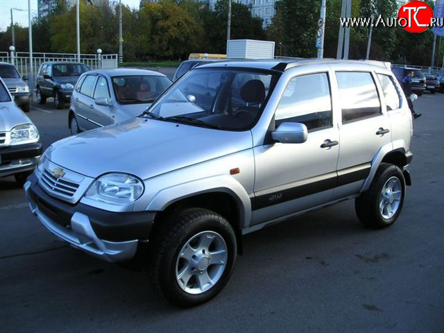 889 р. Накладки на зеркала Трофи после 2005 г.в Chevrolet Niva 2123 дорестайлинг (2002-2008) (Неокрашенные)  с доставкой в г. Набережные‑Челны