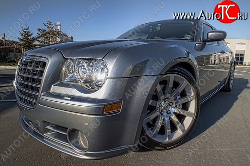 6 649 р. Накладка на передний бампер SRT 8 STYLE Chrysler 300C LX седан (2004-2011) (Неокрашенная)  с доставкой в г. Набережные‑Челны