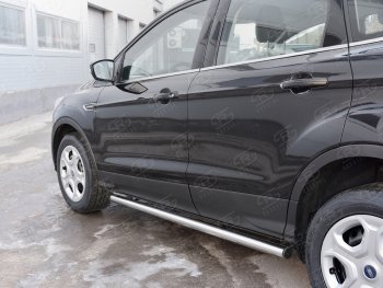 18 799 р. Защита порогов (Ø63 мм) SLITKOFF  Ford Kuga  2 (2016-2019) рестайлинг (с пластиковыми заглушками на торцах)  с доставкой в г. Набережные‑Челны. Увеличить фотографию 2