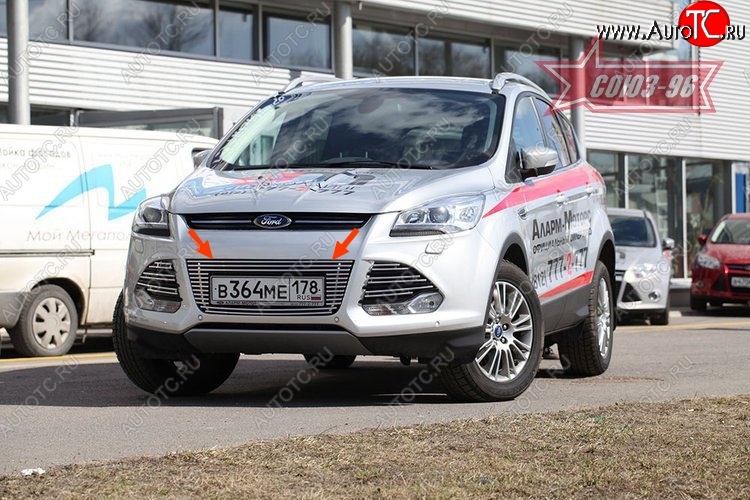 6 209 р. Декоративный элемент воздухозаборника Souz-96 (d10) Ford Kuga 2 дорестайлинг (2013-2016)  с доставкой в г. Набережные‑Челны