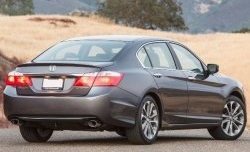 3 499 р. Лип спойлер Сабля Honda Accord CR седан дорестайлинг (2013-2016) (Неокрашенный)  с доставкой в г. Набережные‑Челны. Увеличить фотографию 2