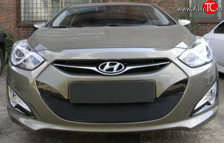 2 099 р. Сетка на бампер Russtal (черная) Hyundai I40 1 VF дорестайлинг седан (2011-2015)  с доставкой в г. Набережные‑Челны