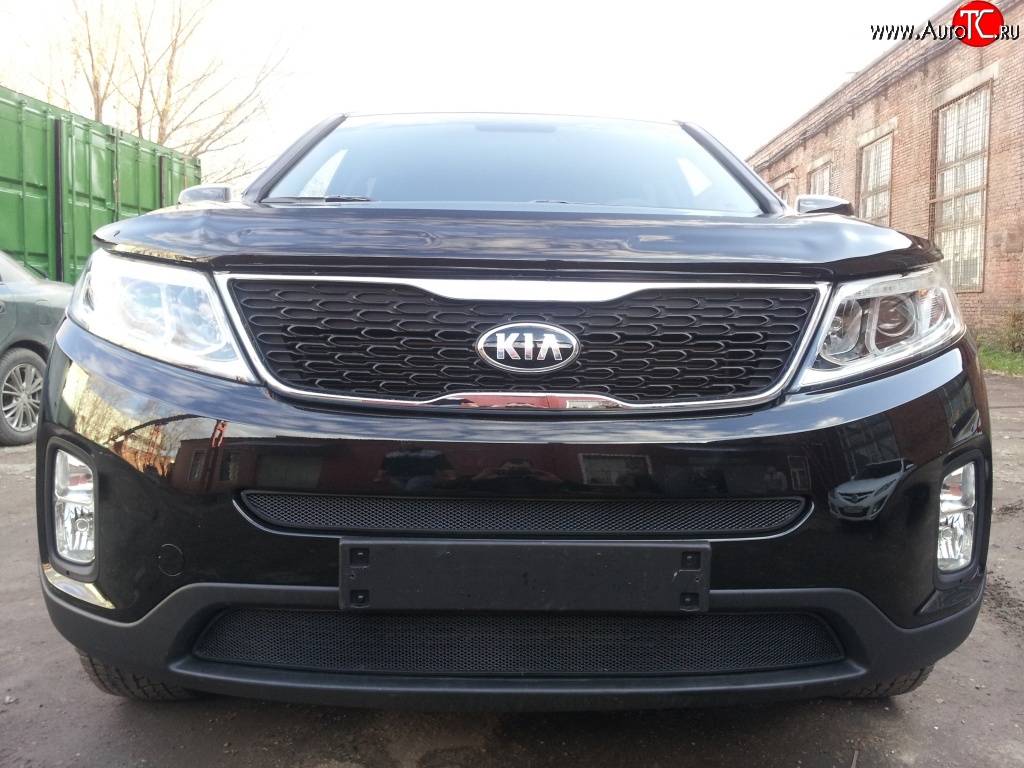 1 469 р. Нижняя сетка на бампер Russtal (черная) KIA Sorento XM рестайлинг (2012-2015)  с доставкой в г. Набережные‑Челны