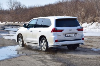 18 649 р. Защита порогов из трубы Ø51 Petroil Tuning Lexus LX450d J200 2-ой рестайлинг (2015-2022) (Нержавеющая полированная сталь)  с доставкой в г. Набережные‑Челны. Увеличить фотографию 2