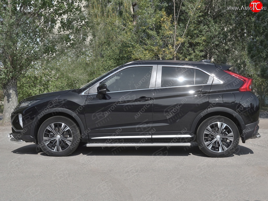 29 699 р. Пороги труба 120х60 овал с проступью Russtal Mitsubishi Eclipse Cross GK дорестайлинг (2017-2021)  с доставкой в г. Набережные‑Челны