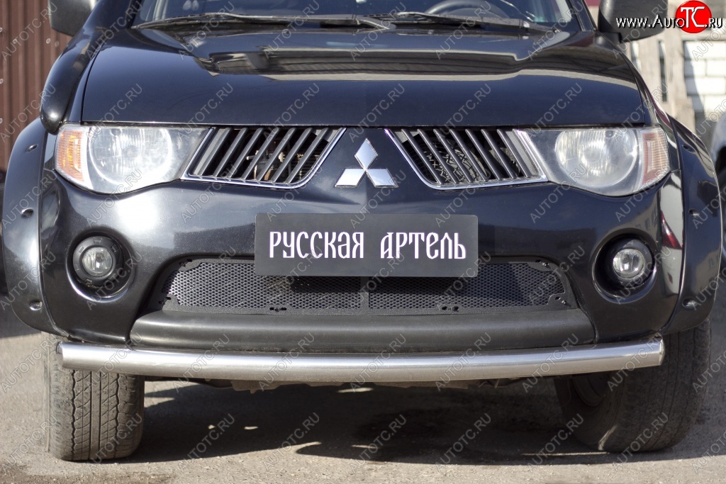 2 499 р. Защитная сетка решетки переднего бампера РА  Mitsubishi L200  4 (2006-2014)  дорестайлинг  с доставкой в г. Набережные‑Челны