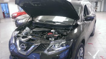 Упоры капота Russtal Nissan X-trail 3 T32 рестайлинг (2017-2022)