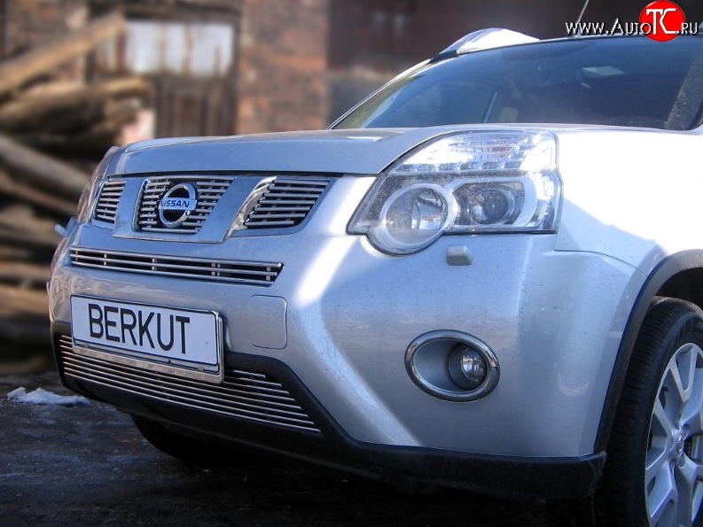 6 999 р. Декоративная вставка воздухозаборника Berkut Nissan X-trail 2 T31 рестайлинг (2010-2015)  с доставкой в г. Набережные‑Челны