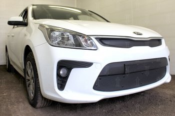 3 779 р. Защитная сетка в бампер (верх, заглушка без сот) Alfeco Стандарт KIA Rio 4 FB дорестайлинг седан (2016-2020) (Чёрная)  с доставкой в г. Набережные‑Челны. Увеличить фотографию 4