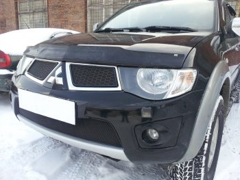 3 099 р. Защитная сетка в бампер (низ, ячейка 3х7 мм) Alfeco Стандарт Mitsubishi Pajero Sport PB дорестайлинг (2008-2013) (Чёрная)  с доставкой в г. Набережные‑Челны. Увеличить фотографию 2