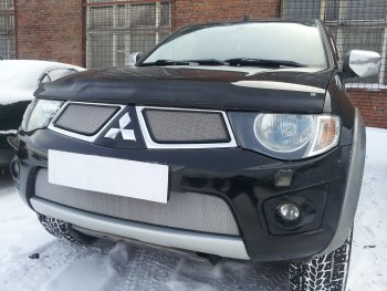 3 279 р. Защитная сетка в бампер (низ, ячейка 3х7 мм) Alfeco Стандарт Mitsubishi Pajero Sport PB дорестайлинг (2008-2013) (Хром)  с доставкой в г. Набережные‑Челны. Увеличить фотографию 2