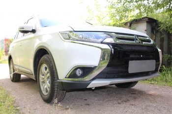 8 449 р. Защитная сетка в бампер (4 части, ячейка 3х7 мм) Alfeco Стандарт Mitsubishi Outlander GF 2-ой рестайлинг (2015-2018) (Чёрная)  с доставкой в г. Набережные‑Челны. Увеличить фотографию 3