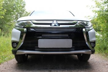 8 799 р. Защитная сетка в бампер (4 части, ячейка 3х7 мм) Alfeco Стандарт Mitsubishi Outlander GF 2-ой рестайлинг (2015-2018) (Хром)  с доставкой в г. Набережные‑Челны. Увеличить фотографию 3