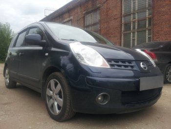 3 099 р. Защитная сетка в бампер (низ, ячейка 3х7 мм) Стрелка11 Стандарт Nissan Note 1 E11 дорестайлинг (2004-2008) (Чёрная)  с доставкой в г. Набережные‑Челны. Увеличить фотографию 2