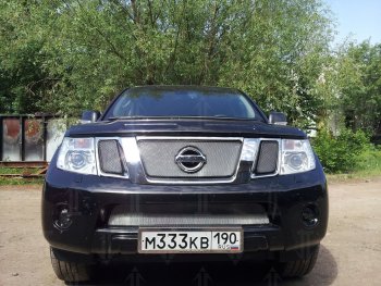 3 589 р. Защитная сетка в бампер (низ, ячейка 3х7 мм) Стрелка11 Стандарт Nissan Navara 2 D40 рестайлинг (2010-2016) (Хром)  с доставкой в г. Набережные‑Челны. Увеличить фотографию 4