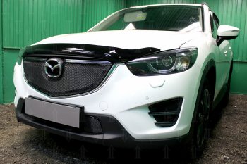 6 599 р. Защитная сетка в бампер (верх, ячейка 4х10 мм) Alfeco Премиум Mazda CX-5 KE рестайлинг (2015-2017) (Чёрная)  с доставкой в г. Набережные‑Челны. Увеличить фотографию 2