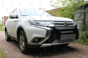 8 999 р. Защитная сетка в бампер (3 части, ячейка 4х10 мм) Alfeco Премиум Mitsubishi Outlander GF 2-ой рестайлинг (2015-2018) (Хром)  с доставкой в г. Набережные‑Челны. Увеличить фотографию 2