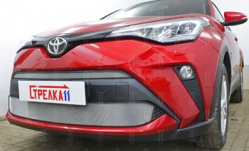 5 599 р. Защитная сетка в бампер (низ, ячейка 4х10 мм) Стрелка11 Премиум Toyota C-HR NGX10, ZGX10 рестайлинг (2019-2025) (Хром)  с доставкой в г. Набережные‑Челны. Увеличить фотографию 1