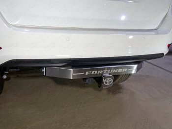 крюк Е, надпись Fortuner 17103р