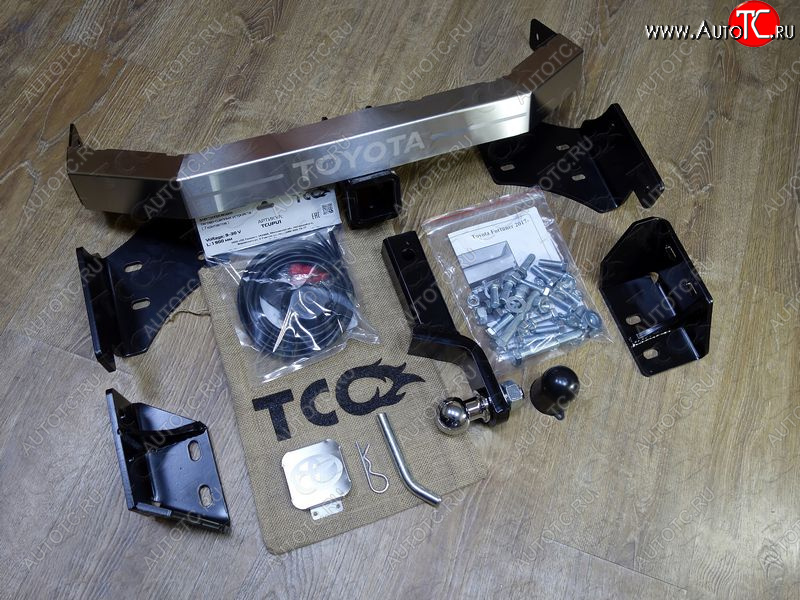 24 749 р. Фаркоп (тягово-сцепное устройство) TCC Тюнинг  Toyota Fortuner  AN160 (2020-2025) рестайлинг (оцинкованный, крюк Е, надпись Toyota)  с доставкой в г. Набережные‑Челны