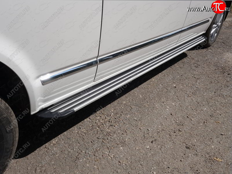 30 899 р. Пороги алюминиевые Slim Line ТСС Тюнинг  Volkswagen Caravelle  T6 (2015-2019) дорестайлинг (Silver)  с доставкой в г. Набережные‑Челны