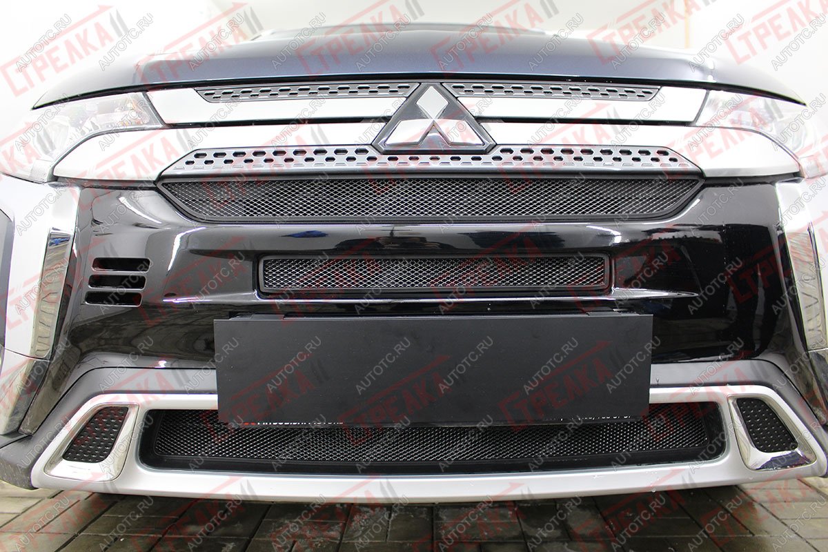 6 999 р. Защита радиатора (3 части с парктроником) Стрелка11 Стандарт  Mitsubishi Outlander  GF (2018-2022) 3-ий рестайлинг (черная)  с доставкой в г. Набережные‑Челны