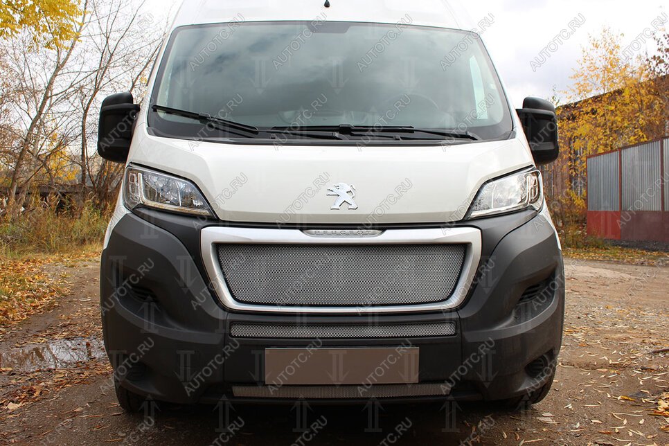 4 849 р. Защита радиатора (верх) Стрелка11 Стандарт  Peugeot Boxer  290 (2014-2025) (хром)  с доставкой в г. Набережные‑Челны