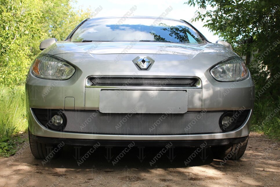 2 479 р. Защита радиатора (верх) Стрелка11 Стандарт    Renault Fluence (2010-2012) дорестайлинг (хром)  с доставкой в г. Набережные‑Челны