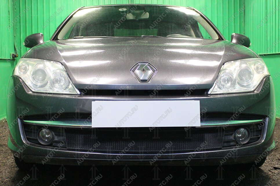 2 799 р. Защита радиатора (кроме 2.0) Стрелка11 Стандарт  Renault Laguna  X91 (2007-2011) лифтбэк дорестайлинг (черная)  с доставкой в г. Набережные‑Челны