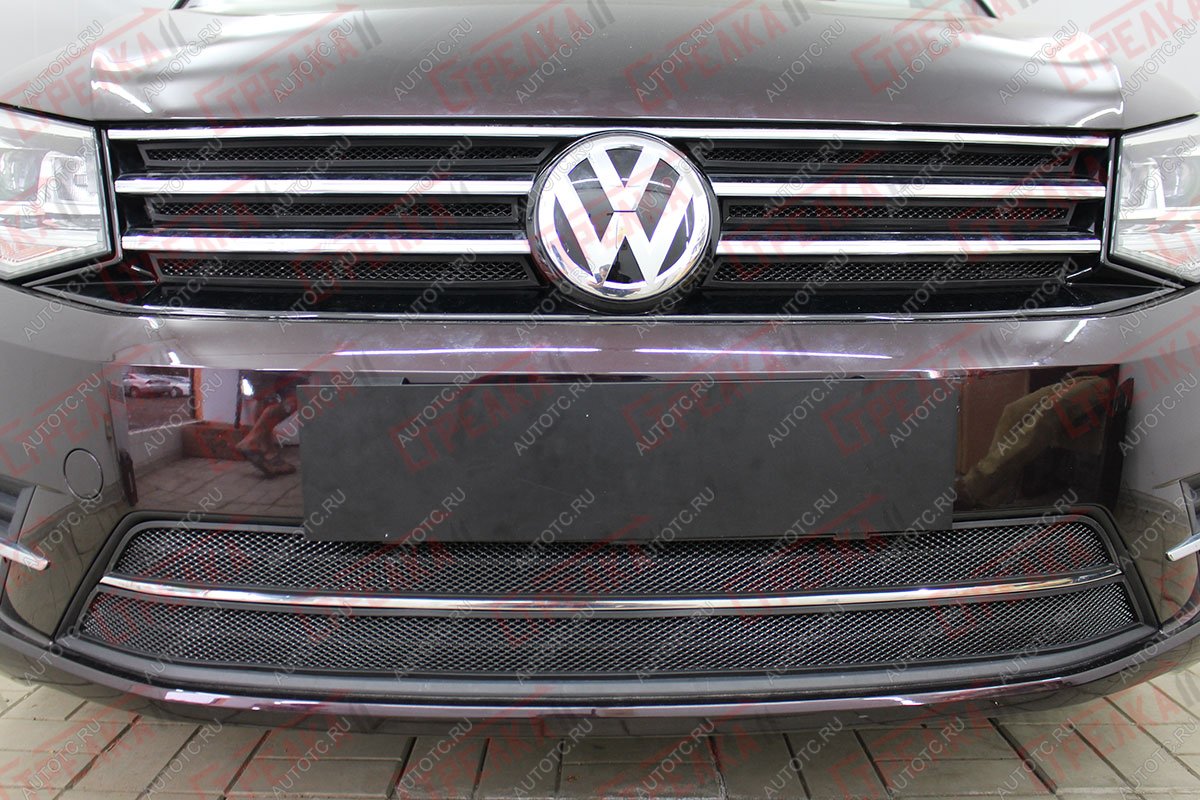 4 949 р. Защита радиатора (верх 6 частей) Стрелка11 Стандарт  Volkswagen Caddy  2K (2015-2020) рестайлинг (черная)  с доставкой в г. Набережные‑Челны