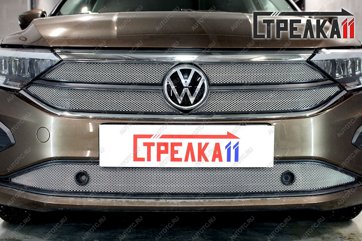 3 179 р. Защита радиатора (низ с парктроникам) Стрелка11 Стандарт  Volkswagen Polo  Mk6 (2020-2022) лифтбек (хром)  с доставкой в г. Набережные‑Челны