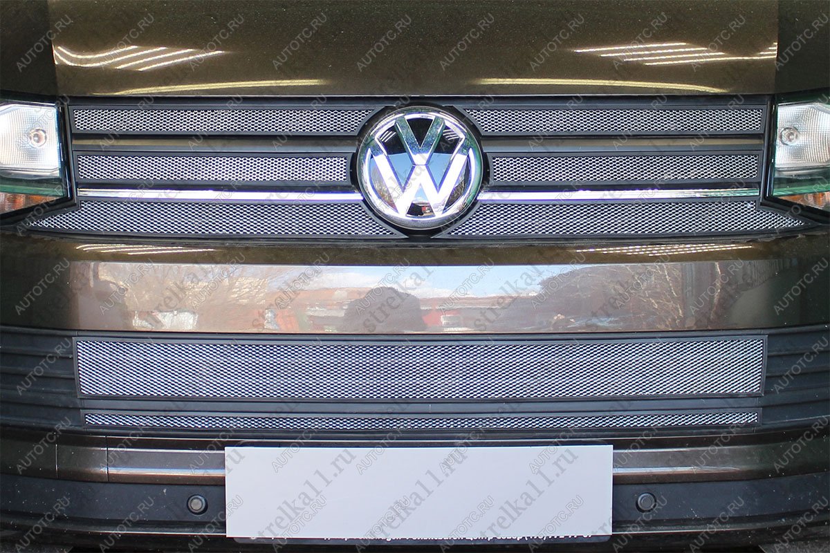 5 449 р. Защита радиатора (6 части верх) Стрелка11 Стандарт Volkswagen Caravelle T6 дорестайлинг (2015-2019) (черная)  с доставкой в г. Набережные‑Челны