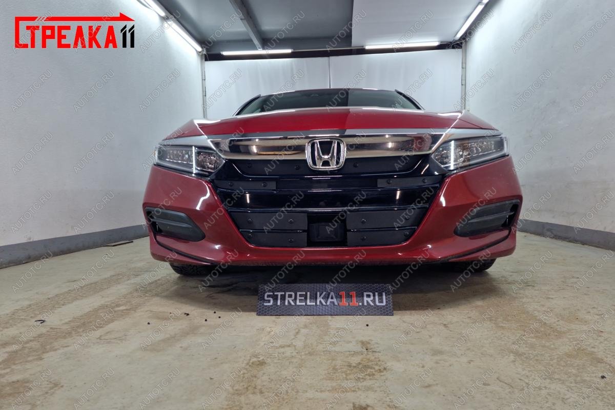 1 199 р. Зимняя заглушка решетки радиатора (верх 4 части) Стрелка11  Honda Accord  CV (2019-2022) (черная)  с доставкой в г. Набережные‑Челны