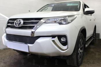 Защита радиатора (верх) (Black Onyx) Стрелка11 PREMIUM Toyota (Тойота) Fortuner (Фортунер)  AN160 (2020-2024) AN160 рестайлинг