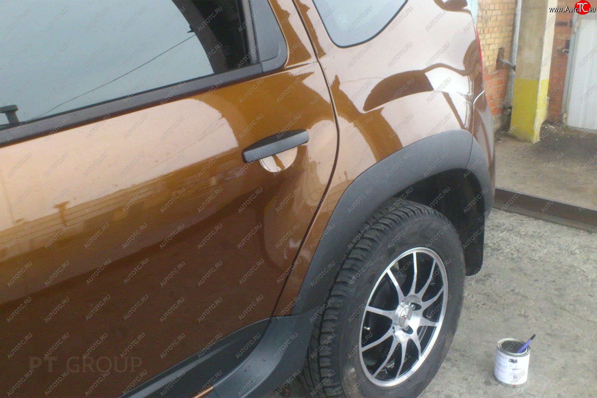 5 999 р. Комплект накладок на колёсные арки Petroil Tuning Renault Duster HS рестайлинг (2015-2021) (Текстурная поверхность)  с доставкой в г. Набережные‑Челны