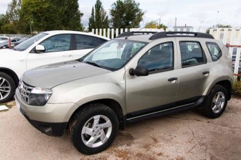 4 649 р. Молдинги дверей Артформ  Renault Duster  HS (2010-2021) дорестайлинг, рестайлинг  с доставкой в г. Набережные‑Челны. Увеличить фотографию 1