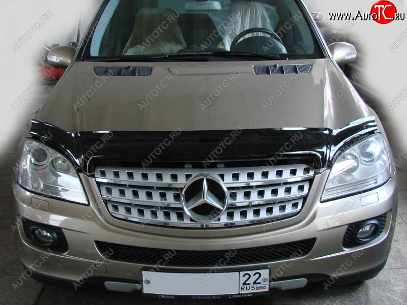 5 079 р. Дефлектор капота SIM Mercedes-Benz ML class W164 дорестайлинг (2005-2008)  с доставкой в г. Набережные‑Челны