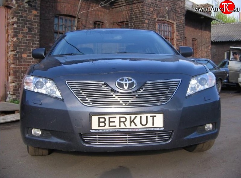 5 199 р. Декоративная вставка воздухозаборника Berkut Toyota Camry XV40 рестайлинг (2009-2011)  с доставкой в г. Набережные‑Челны