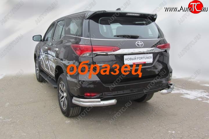 13 649 р. Уголки d76+d42 двойные  Toyota Fortuner  AN160 (2015-2020) дорестайлинг (Цвет: серебристый)  с доставкой в г. Набережные‑Челны