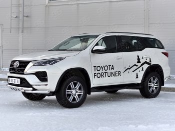 31 999 р. Защита переднего бампера (Ø63 мм с клыками, нержавейка) SLITKOFF Toyota Fortuner AN160 рестайлинг (2020-2024)  с доставкой в г. Набережные‑Челны. Увеличить фотографию 3