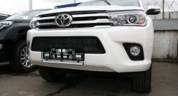 Защитная решётка в воздуховод автомобиля Russtal (черная) Toyota Hilux AN120 дорестайлинг (2016-2020)