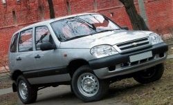 2 499 р. Накладки на двери (молдинги) Стандарт Chevrolet Niva 2123 дорестайлинг (2002-2008) (Неокрашенные)  с доставкой в г. Набережные‑Челны. Увеличить фотографию 2