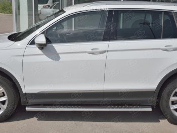 31 649 р. Пороги труба 120х60 овал с проступью Russtal Volkswagen Tiguan Mk2 дорестайлинг (2016-2020)  с доставкой в г. Набережные‑Челны. Увеличить фотографию 2