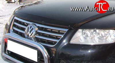 2 879 р. Дефлектор капота NovLine  Volkswagen Touareg  GP (2002-2010) дорестайлинг, рестайлинг  с доставкой в г. Набережные‑Челны