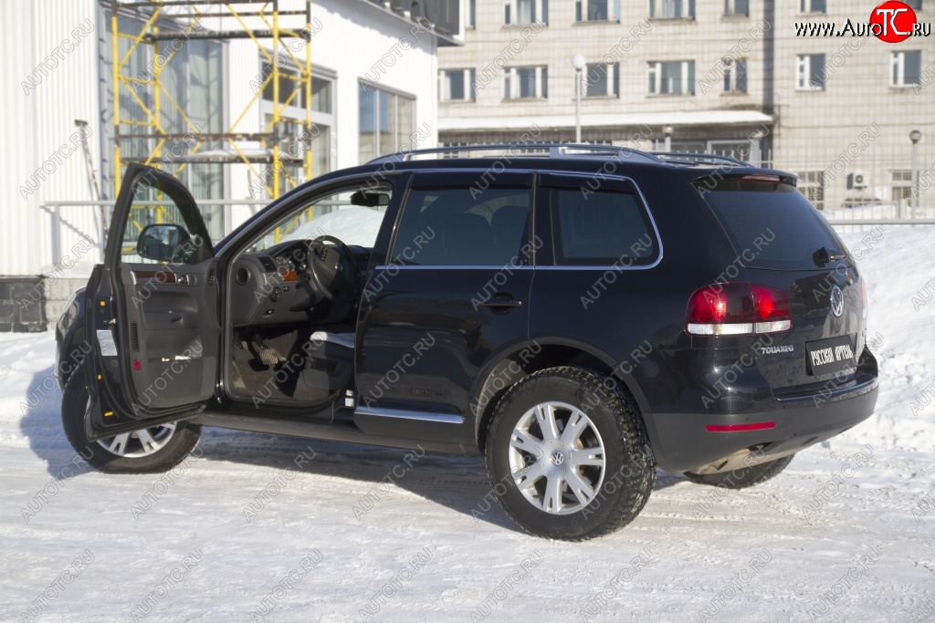 1 649 р. Накладки на внутренние пороги передних дверей RA Volkswagen Touareg GP рестайлинг (2006-2010)  с доставкой в г. Набережные‑Челны